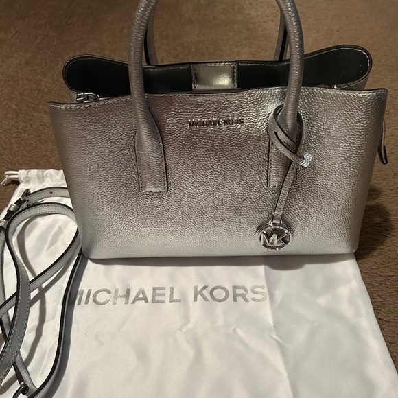 Micheal Kors Ruthie Small Metallic Leather Satchel - Picture 1 of 5